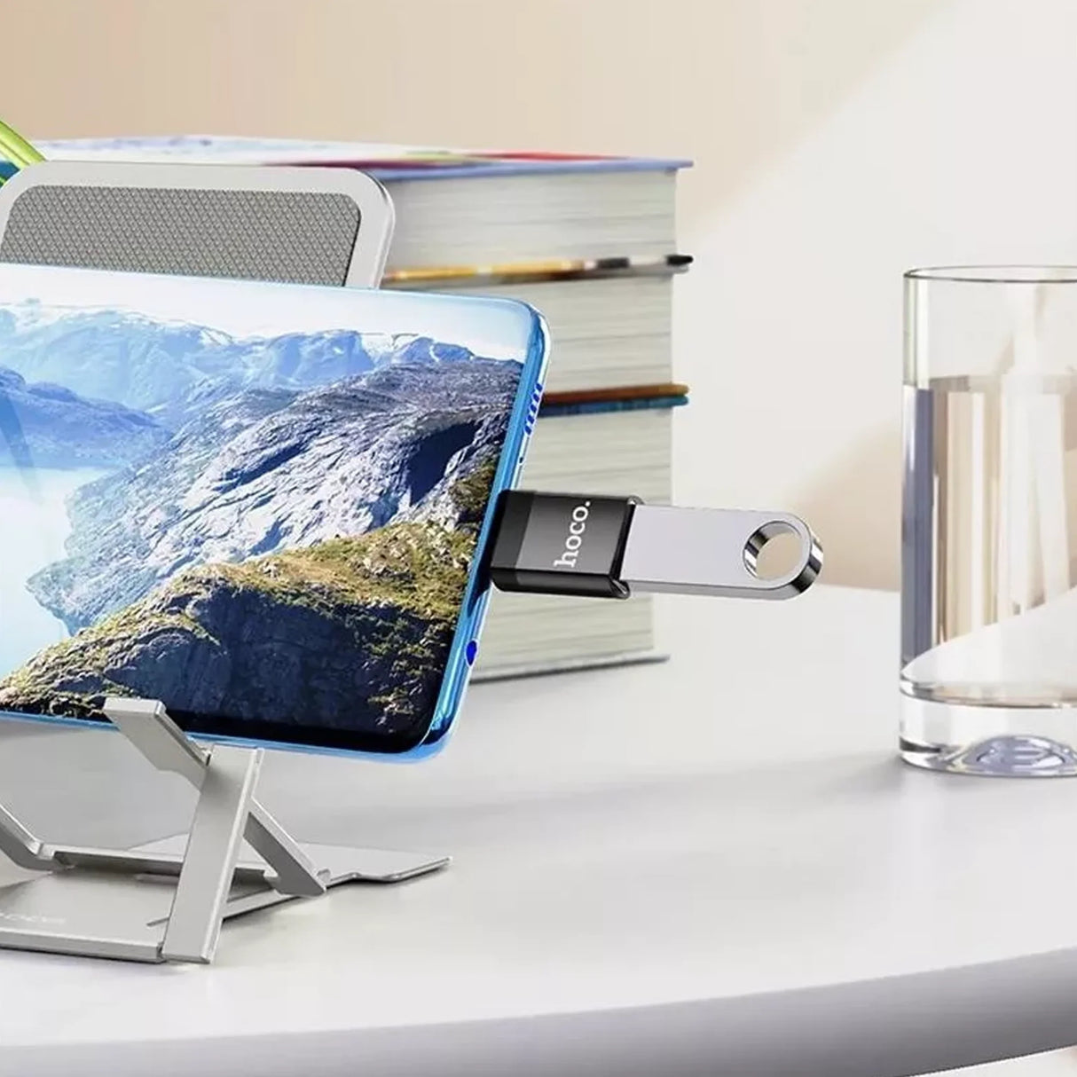 Adaptér USB Type-C (samec) / USB 3.0 (samica) – čierny